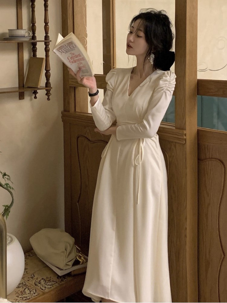 Classic Vintage & Enduringly Stylish Dress