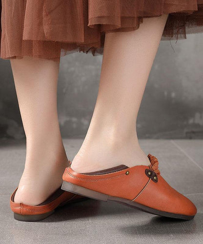 Effortlessly Elegant Shoes with a Timeless Design