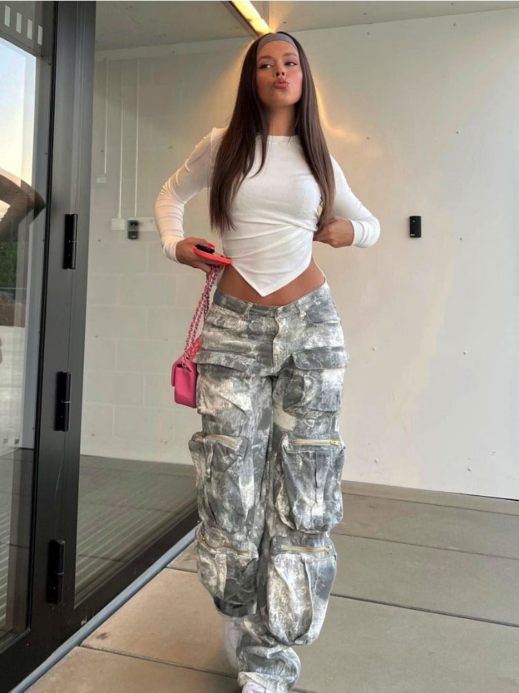 Sophisticated Trousers with a Clean Classic Look