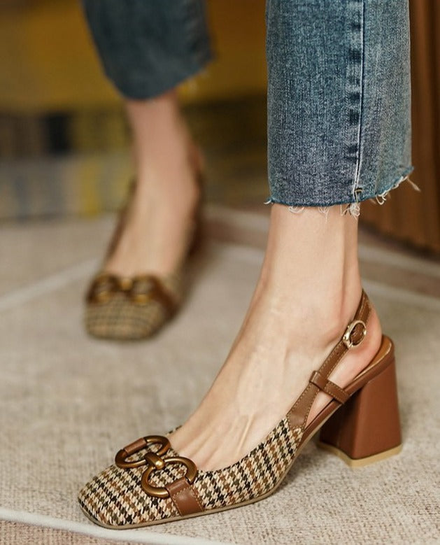 Classic Vintage Sandals with a Flattering Fit