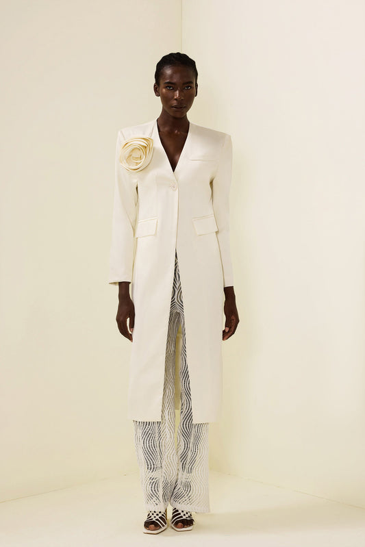 Elegantly Styled Coat for Everyday Wear