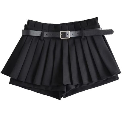 Sophisticated Garment with a Clean Classic Look