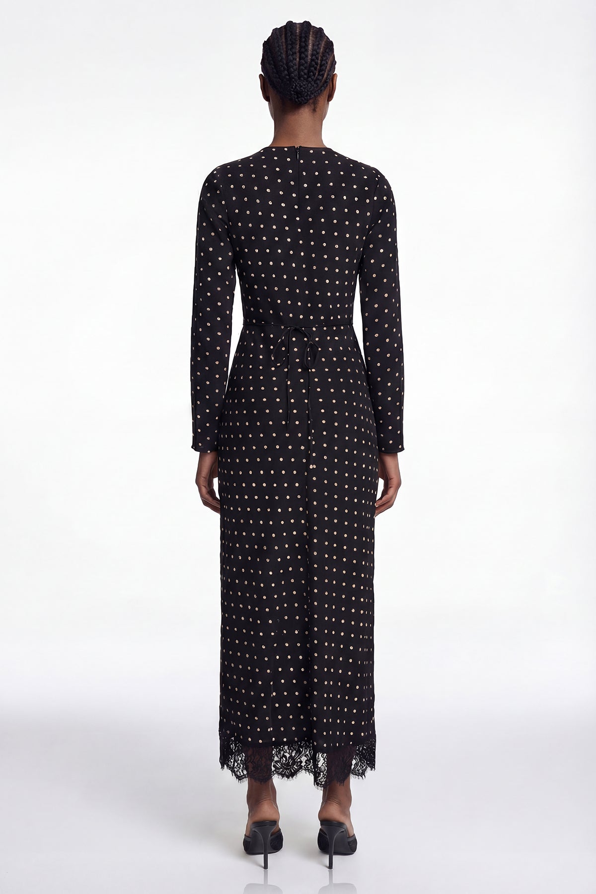 Sophisticated Dress with a Clean Classic Look