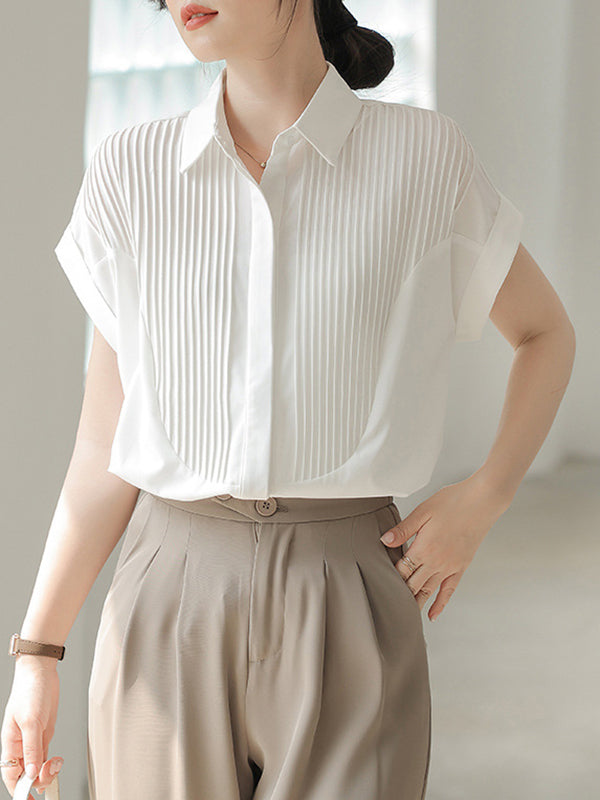 Effortlessly Elegant Blouse with a Timeless Design