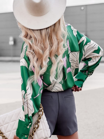 Beautifully Crafted Blouse in a Classic Style