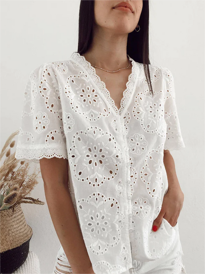 Elegantly Styled Blouse for Everyday Wear