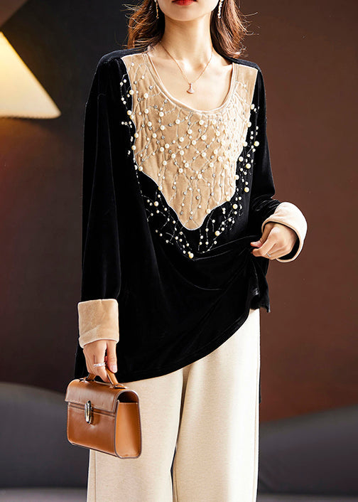 Well Tailored Top with a Graceful Silhouette