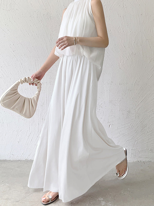 Well Tailored Pants with a Graceful Silhouette