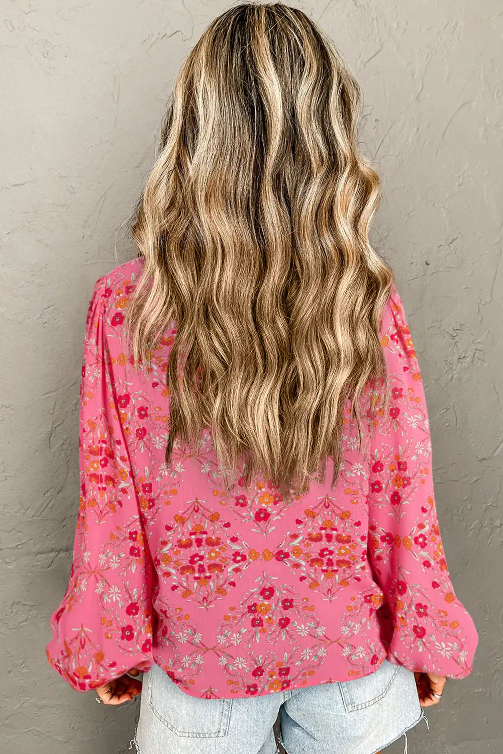 Classic Vintage Shirt with a Flattering Fit