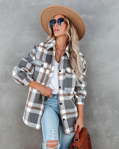 Elegantly Styled Jacket for Everyday Wear