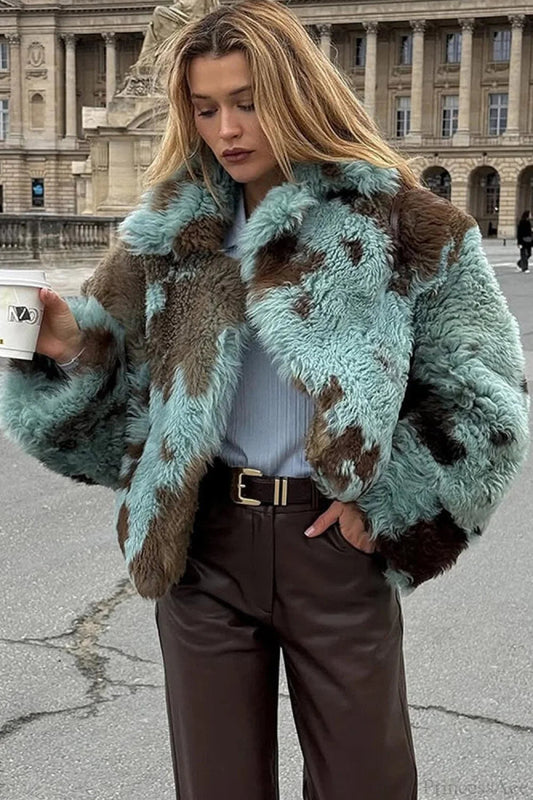 Beautifully Crafted Coat in a Classic Style