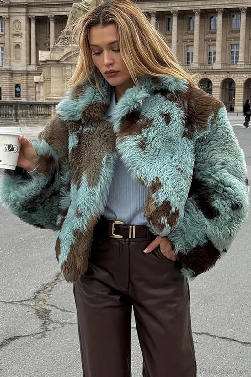 Beautifully Crafted Coat in a Classic Style