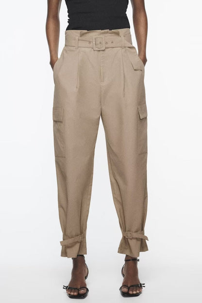 Polished Trousers with an Effortless Classic Look