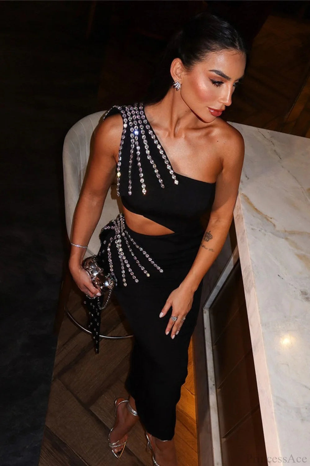 Polished Dress with an Effortless Classic Look