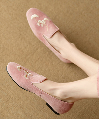 Classic Vintage Shoes with a Flattering Fit