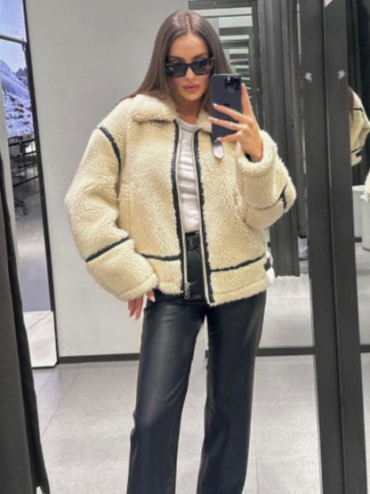 Gracefully Styled Jacket for Any Occasion