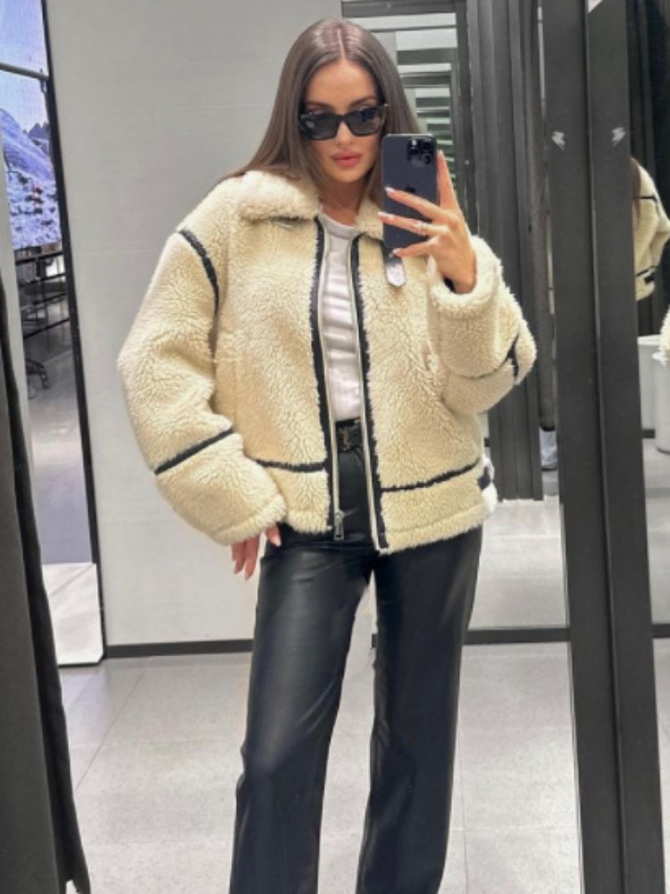 Gracefully Styled Jacket for Any Occasion
