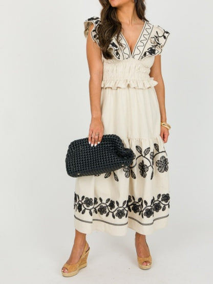 Classic Vintage Dress with a Flattering Fit