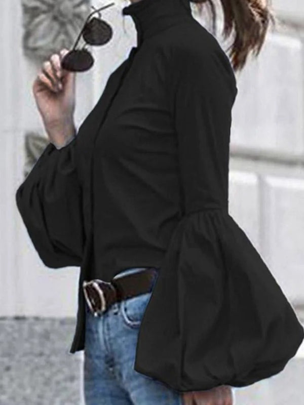 Well Tailored Blouse with a Graceful Silhouette
