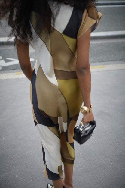 Elegantly Styled Dress for Everyday Wear