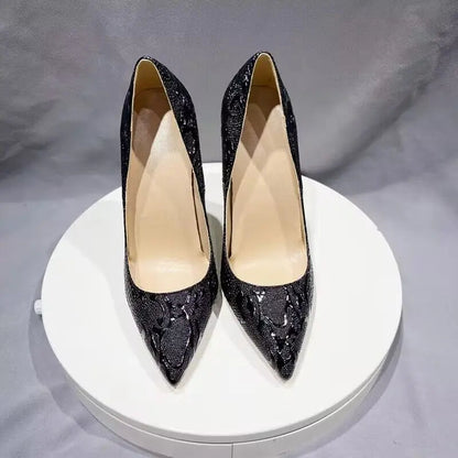 Well Tailored Shoes with a Graceful Silhouette