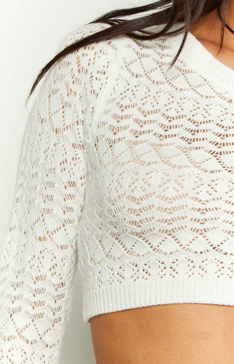 Effortlessly Elegant Top with a Timeless Design