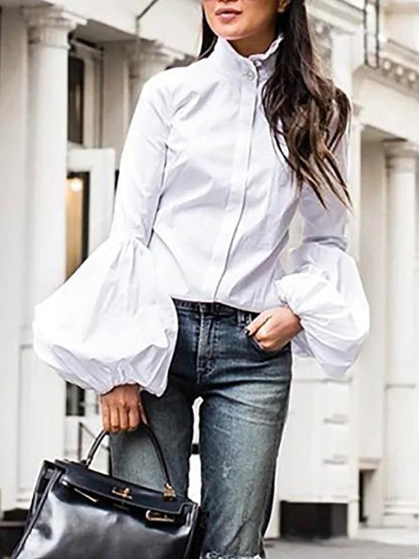 Well Tailored Blouse with a Graceful Silhouette