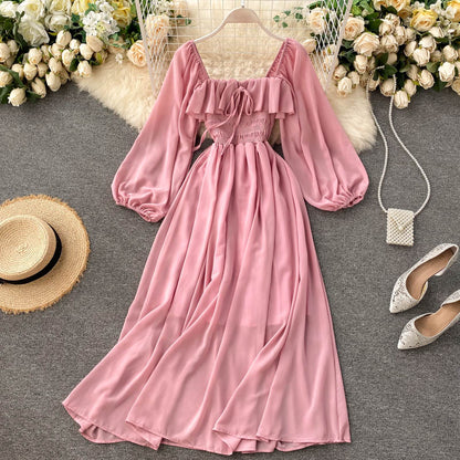Effortlessly Elegant Dress with a Timeless Design