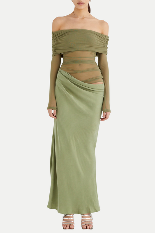 Sophisticated Dress with a Clean Classic Look