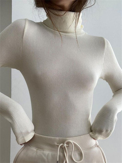 Effortlessly Elegant Pullover with a Timeless Design