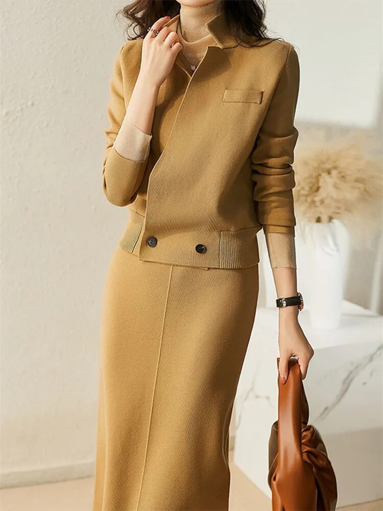 Gracefully Styled Garment for Any Occasion
