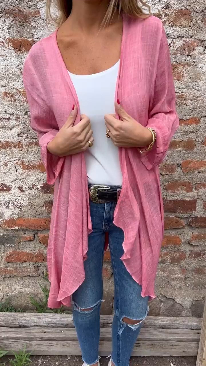 Well Tailored Cardigan with a Graceful Silhouette