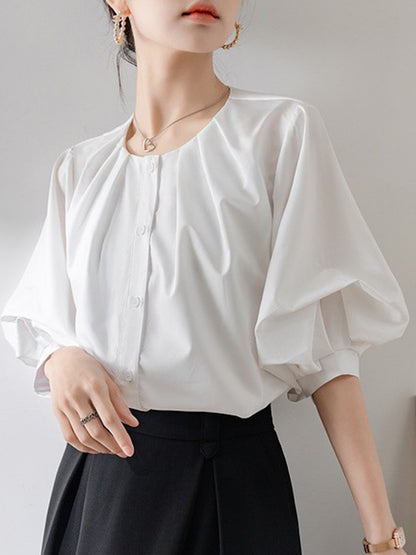 Classic Vintage & Enduringly Stylish Blouse