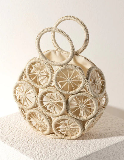 Polished Bag with an Effortless Classic Look