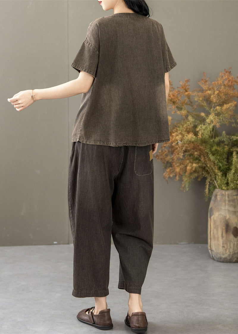 A Vintage Style Shirt with Delicate Timeless Details