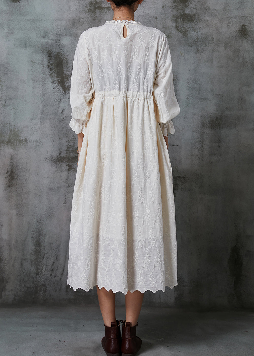 Beautifully Crafted Dress in a Classic Style