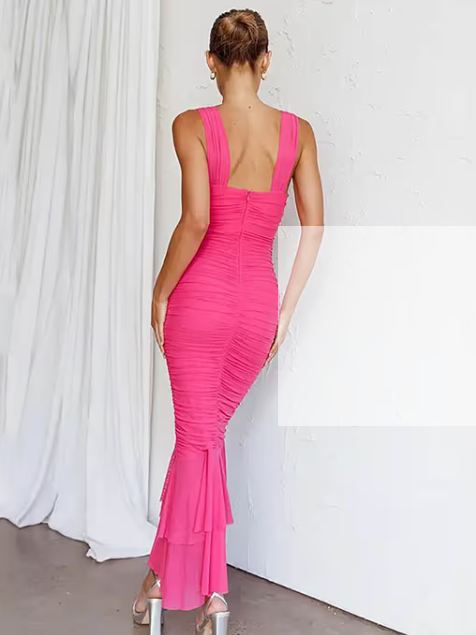 A Vintage Style Dress with Delicate Timeless Details