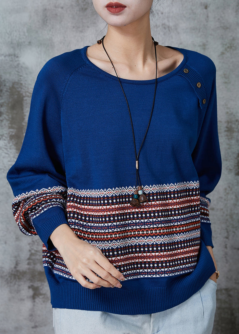 Effortlessly Elegant Sweater with a Timeless Design