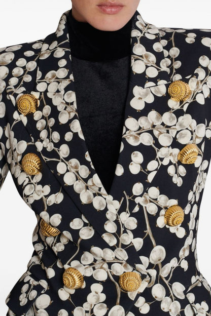 Beautifully Crafted Garment in a Classic Style