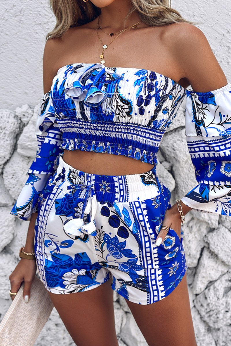 Gracefully Styled Garment for Any Occasion