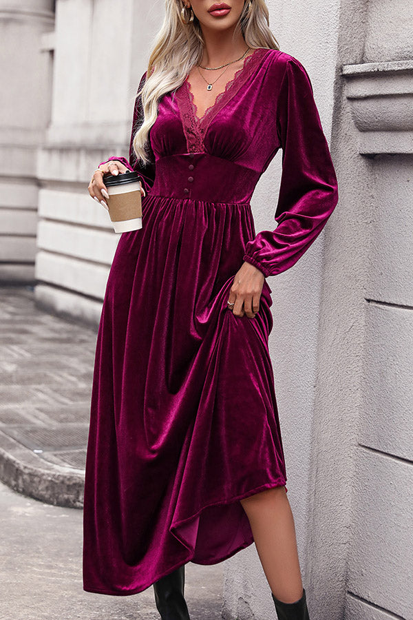 Classic Vintage & Enduringly Stylish Dress