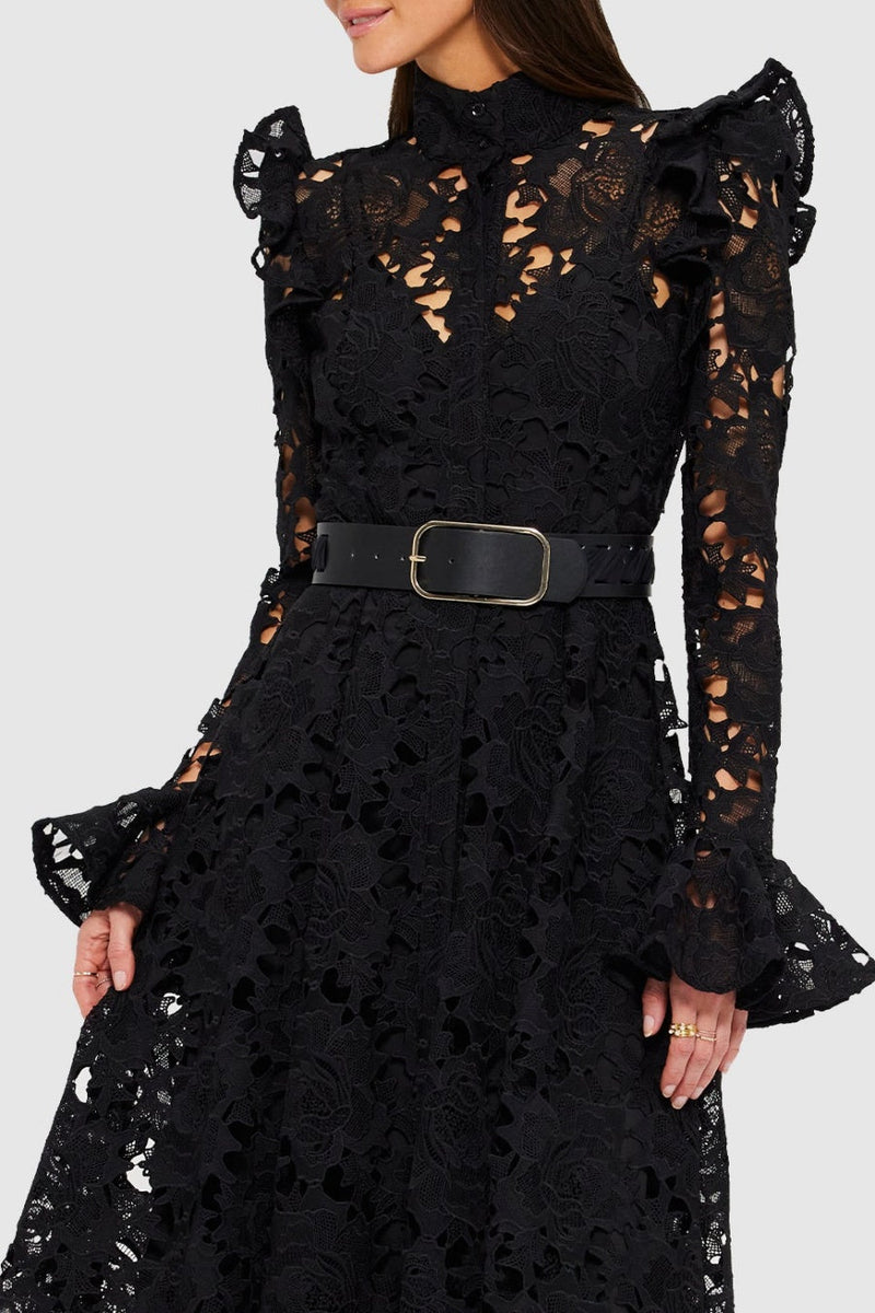 Sophisticated Dress with a Clean Classic Look