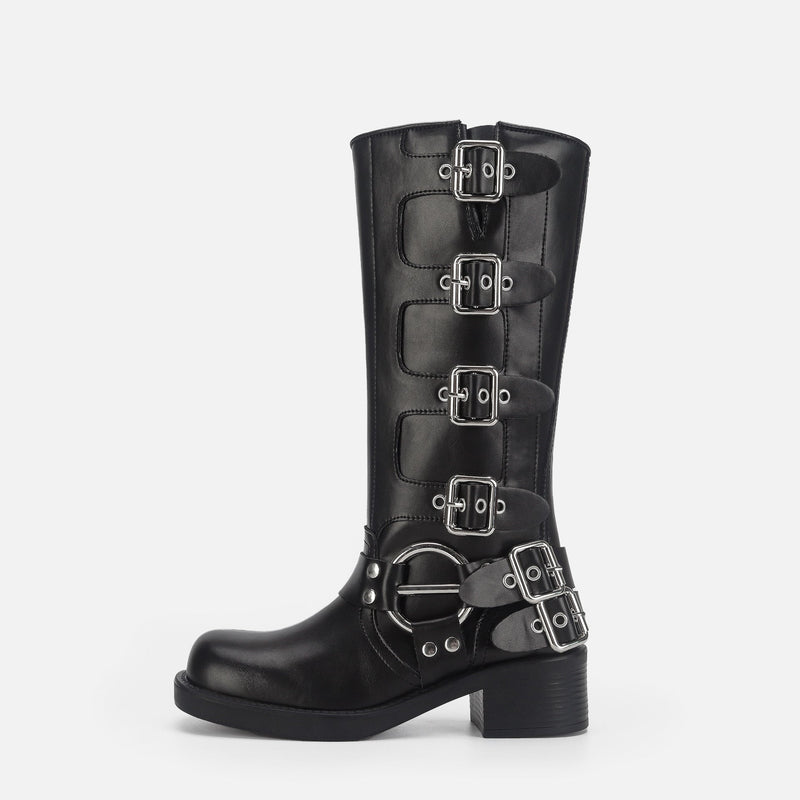 Elegantly Styled Boots for Everyday Wear