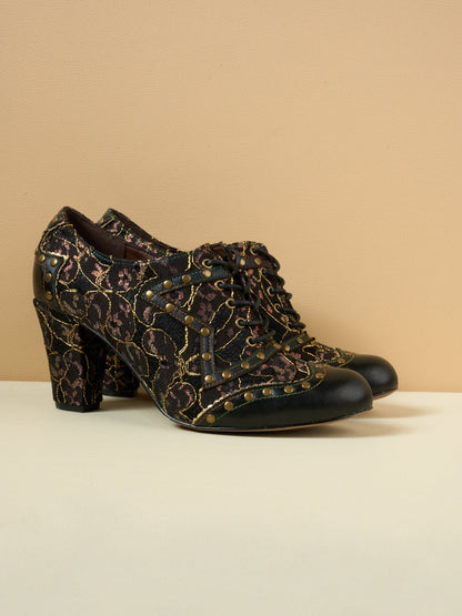 Classic Vintage Garment with a Flattering Fit