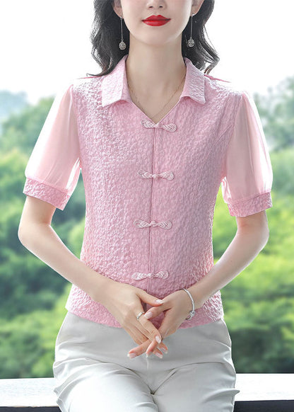 Classic Vintage Shirt with a Flattering Fit