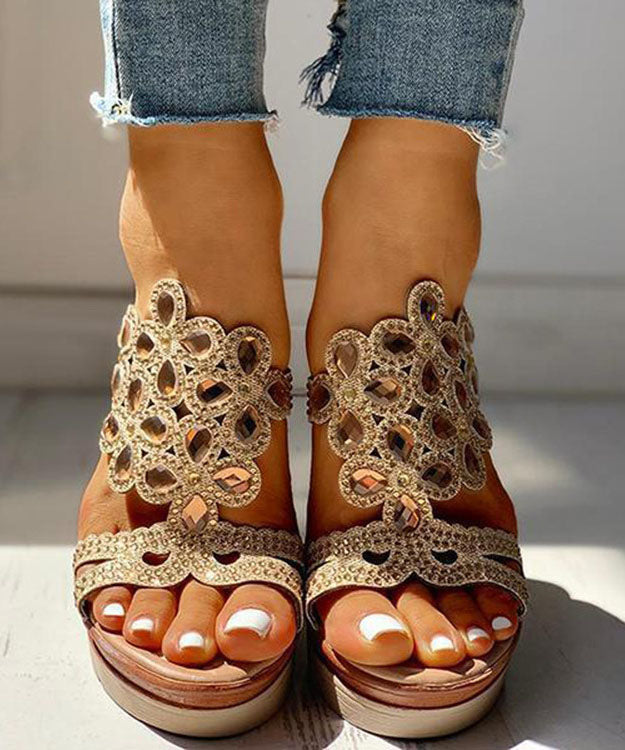 Classic Vintage Heels with a Flattering Fit