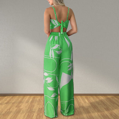 Well Tailored Pants with a Graceful Silhouette