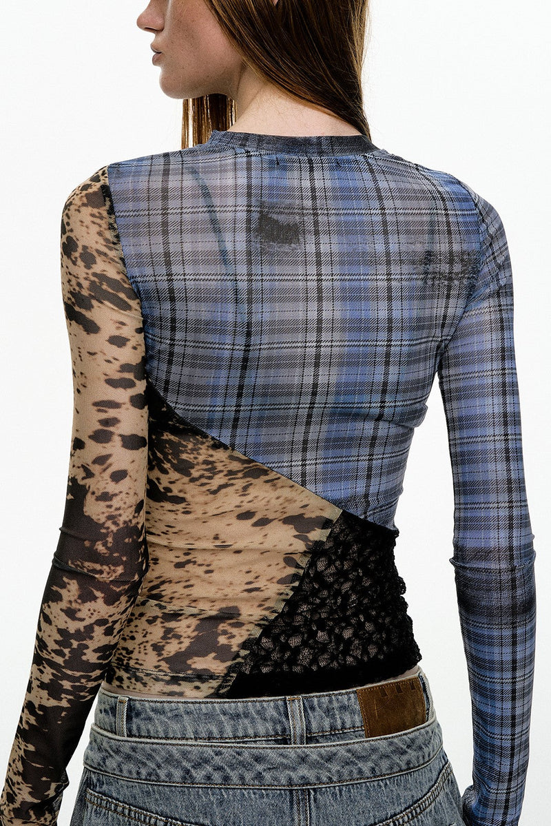 A Vintage Style Top with Delicate Timeless Details
