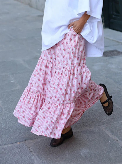 Effortlessly Elegant Garment with a Timeless Design