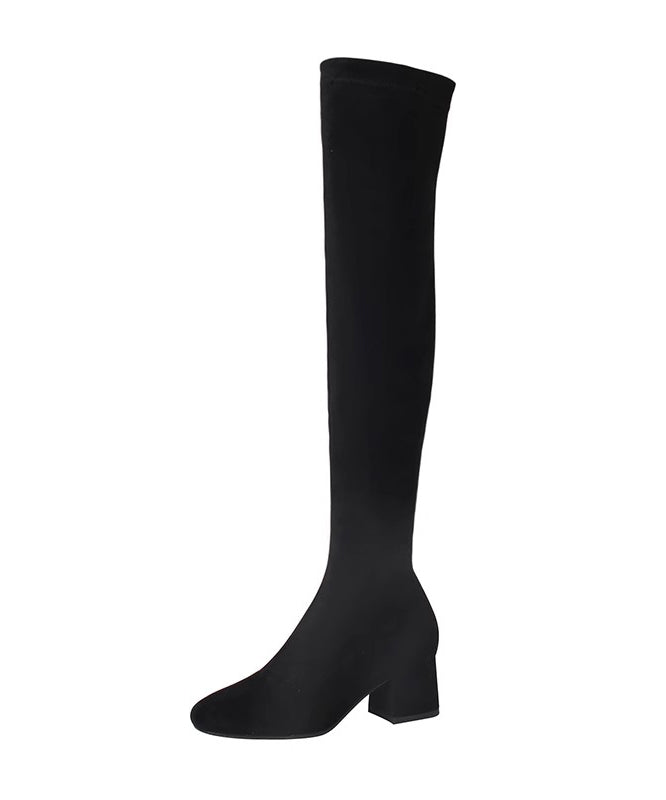 Polished Boots with an Effortless Classic Look
